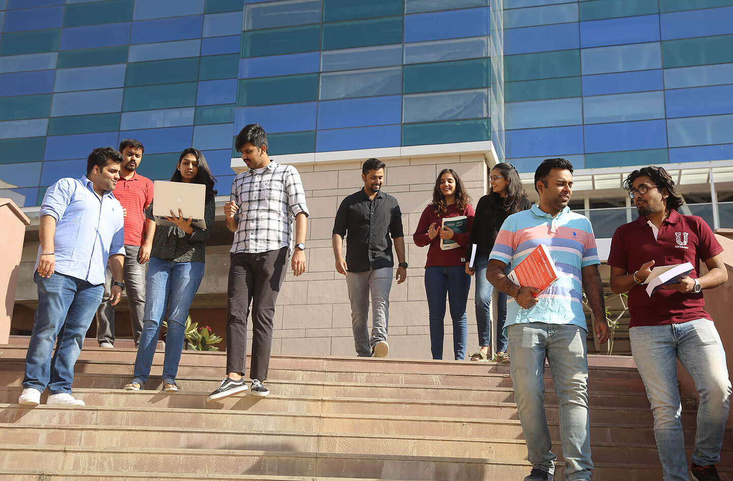 customise logo design